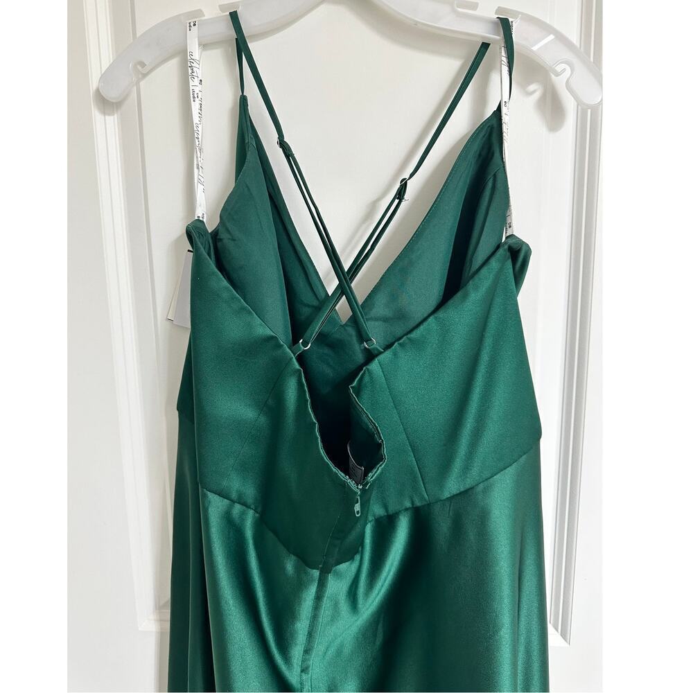 💚 David’s Bridal Satin A-Line Bridesmaid Dress – Juniper, Size 22 (NWT) 💚 - Picture 5 of 7